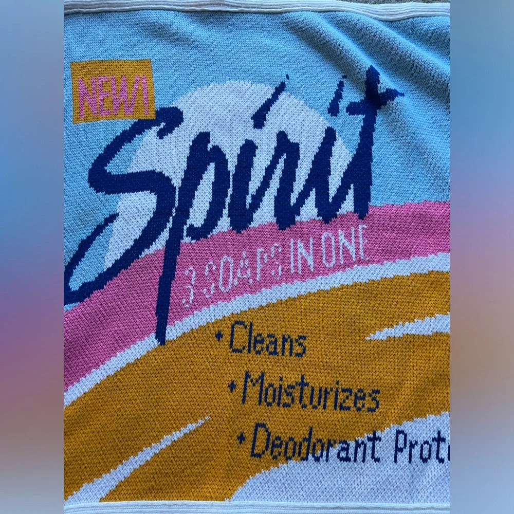 Novelty Ad Logo Lap Knotted Blanket Spirit‎ Soap